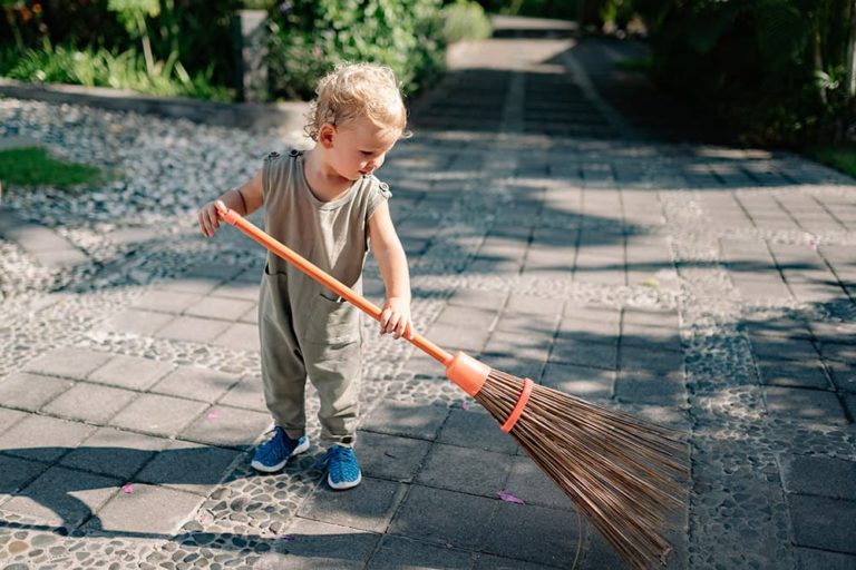 Community Clean and Connect
